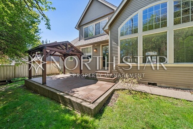 Building Photo - Sun-Filled 5-Bedroom Retreat Near Parks & River