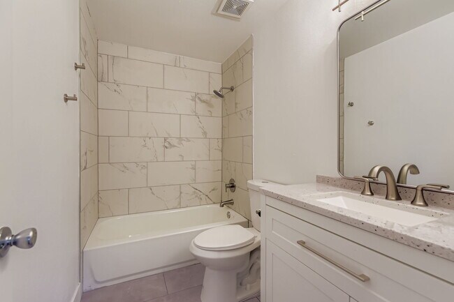 Building Photo - 4982 S Field Ct