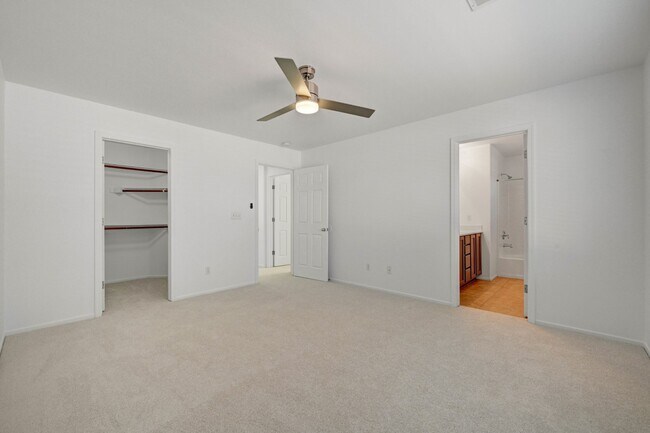 Building Photo - 9947 Corbridge St