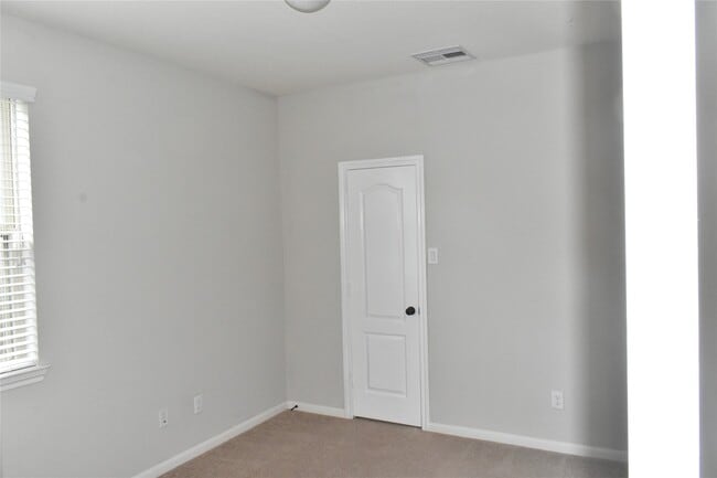 Building Photo - 29027 Crystal Rose Ln