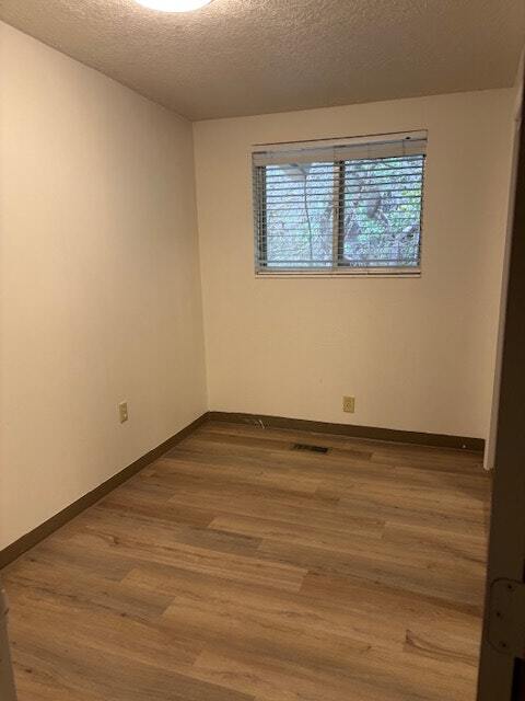 Building Photo - 2122 Orchard Dr