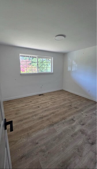 Building Photo - 10964 SE 284th St