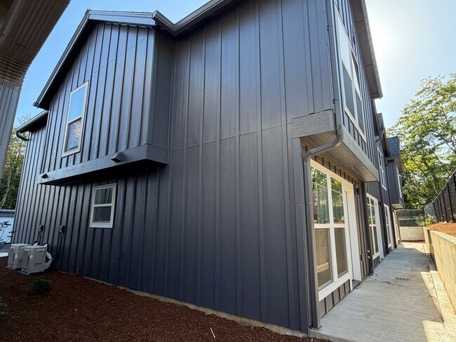 Building Photo - 1/2 OFF FIRST MONTHS RENT! New Construction, Beautiful, Townhomes! 2 & 3 BEDRM UNITS AVAILABLE