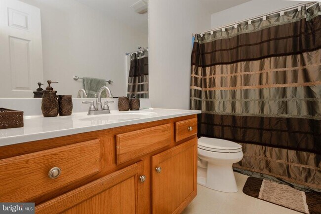 Building Photo - 103 Mummert Cir