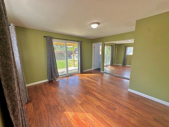 Building Photo - 3648 San Lisa Ct