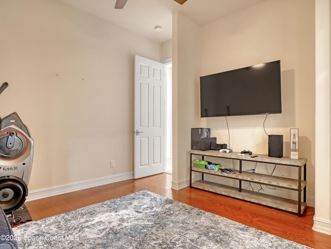 Building Photo - 118 Mediterranean Way