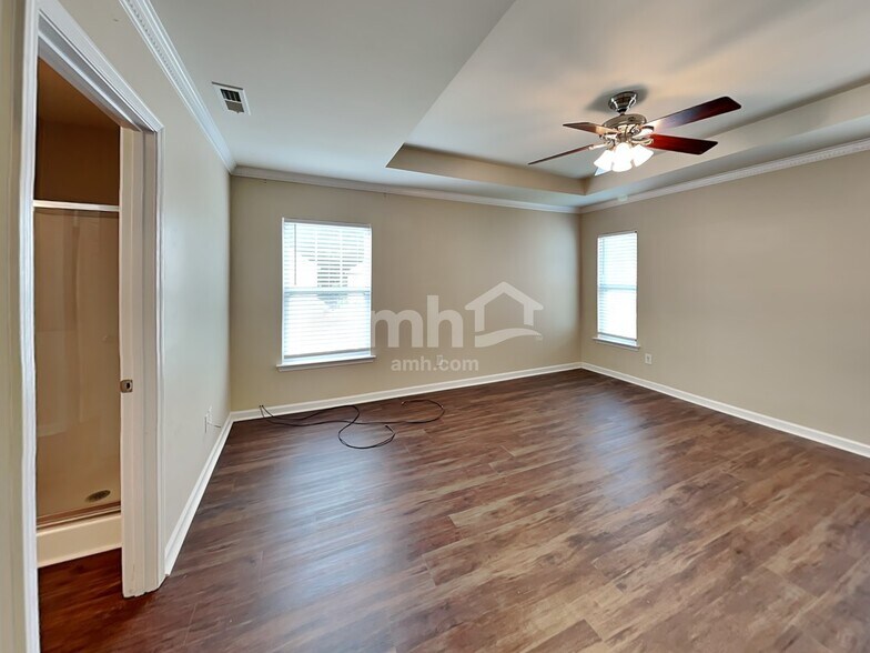 Building Photo - 13207 Meadowmere Rd