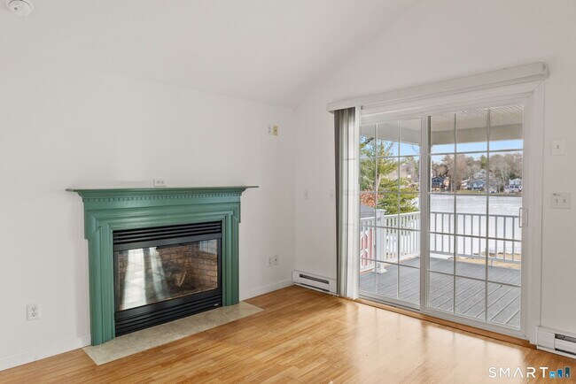 Building Photo - 120 Kenwood Rd