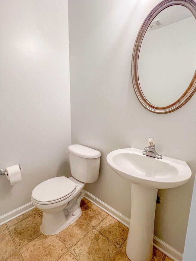 Building Photo - 6117 Independence Way