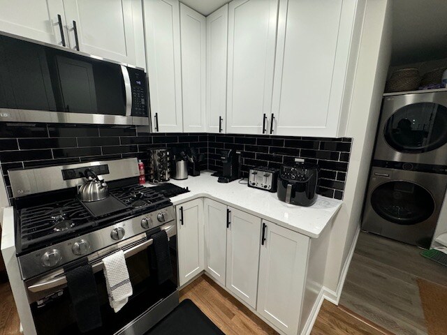 Building Photo - 3402 Jackson Dr