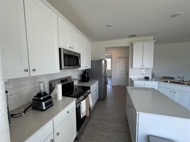 Building Photo - 4905 Sagerun Dr