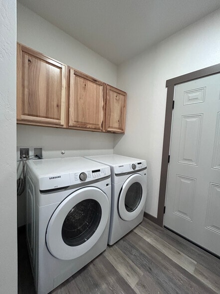 Building Photo - 25 Fools Gold Ln