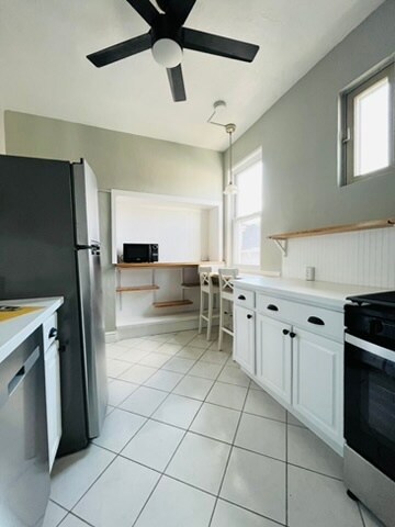 Kitchen - 5341 Carnegie St