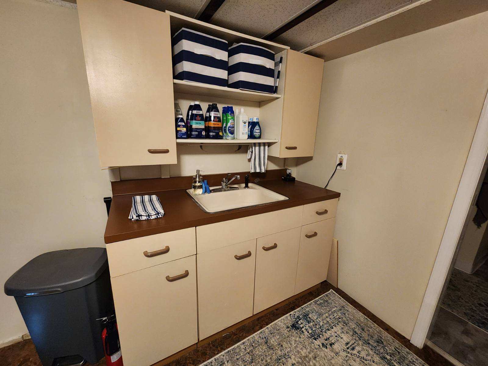 Basement kitchenette - 724 N 19th St