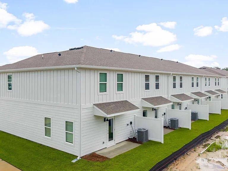 Building Photo - 47 Mamba Ln