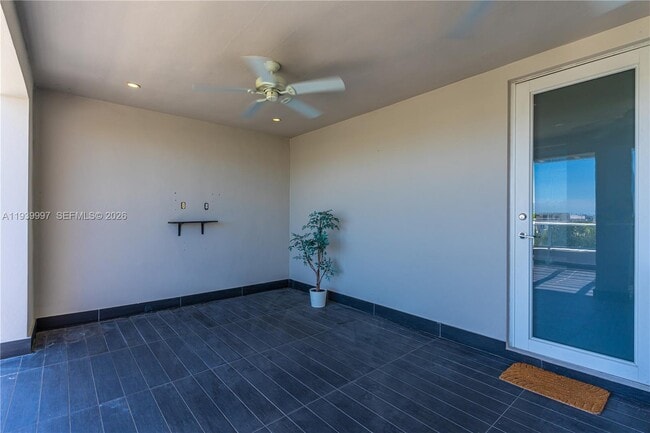 Building Photo - 6410 NW 105th Pl