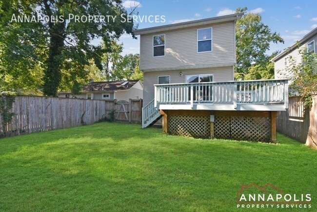 Building Photo - 1605 Rockhold Rd