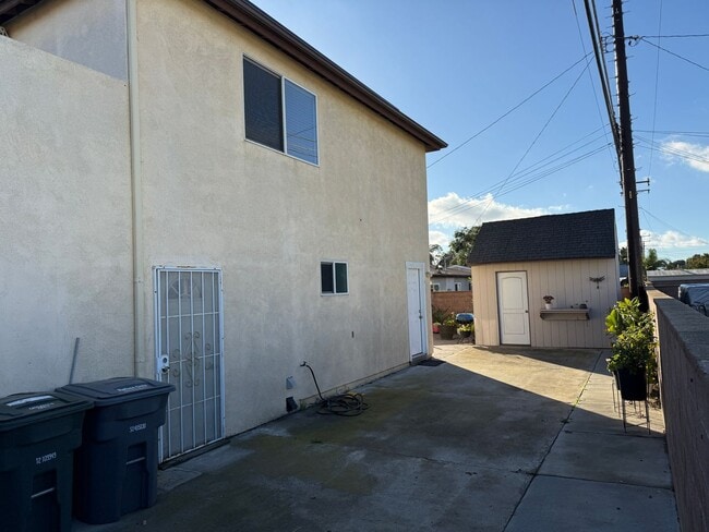 Building Photo - North 6th Street