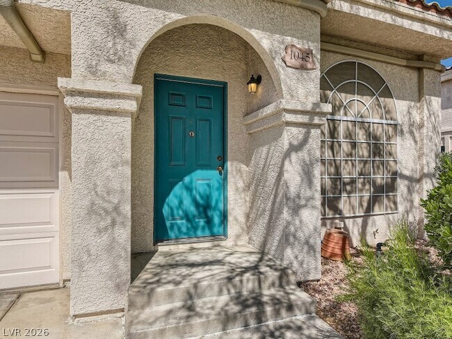 Building Photo - 1045 Grammy Dr