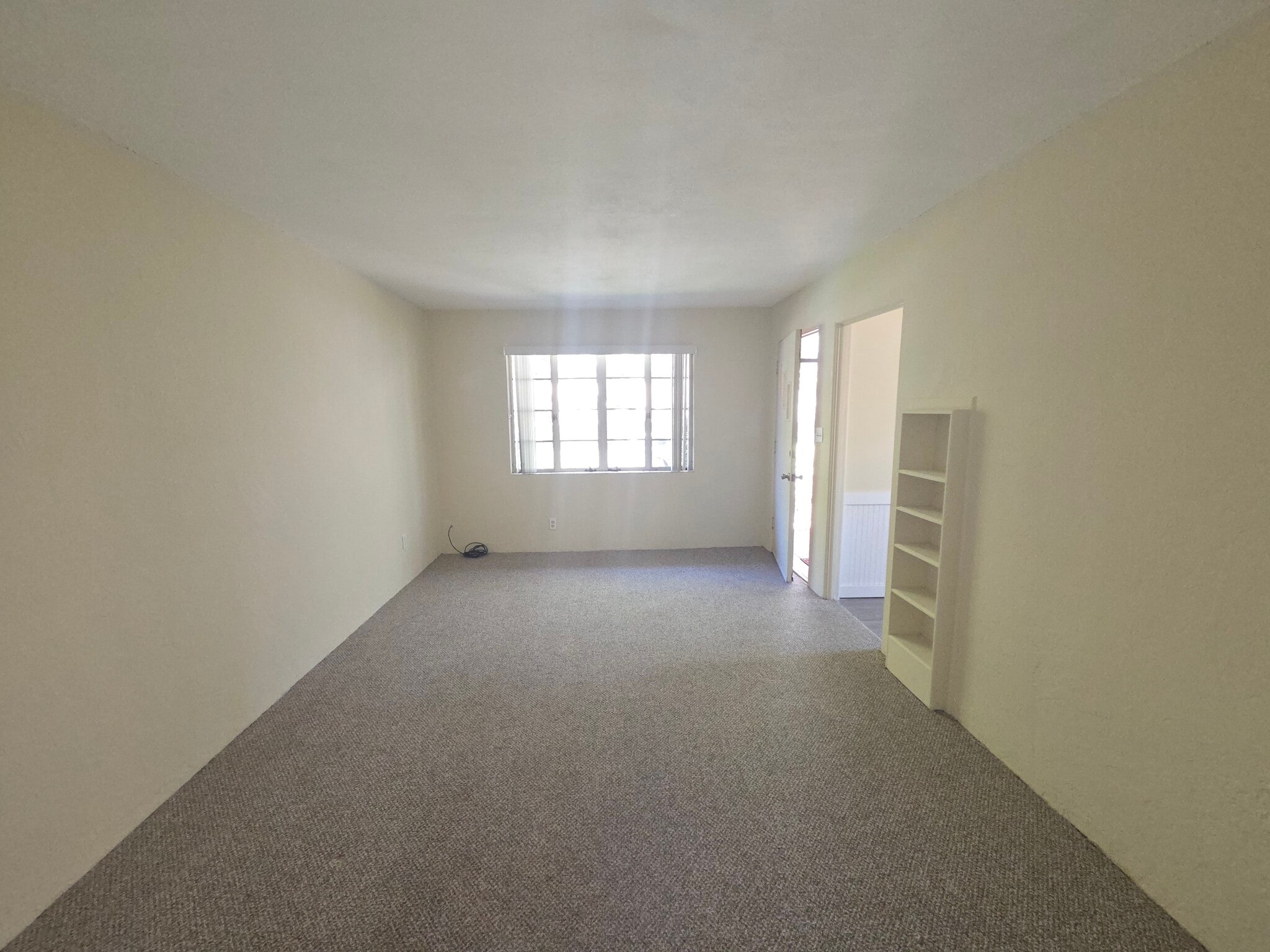 Living room from the hall - 416 N Summerlin Ave
