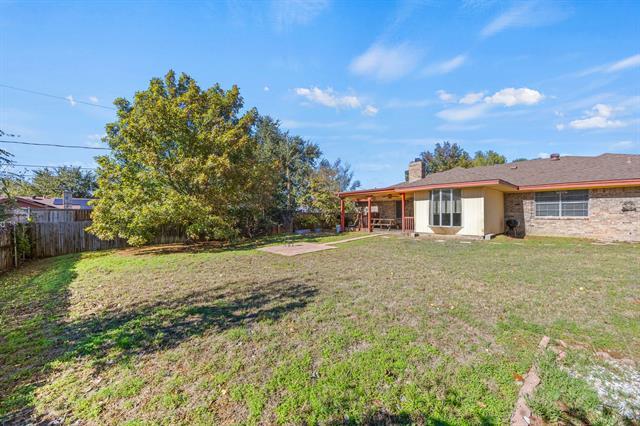 Building Photo - 7258 Brentwood Stair Rd