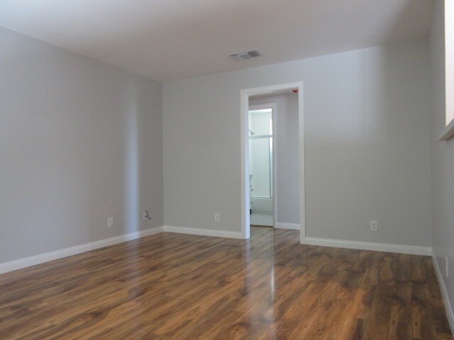 Building Photo - 7218 Whittier Blvd