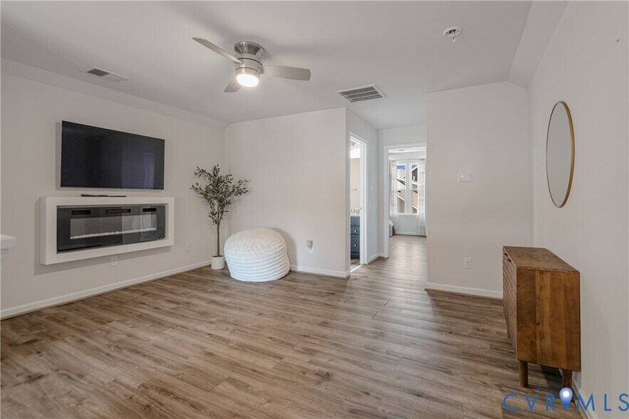 Building Photo - 16848 White Daisy Loop