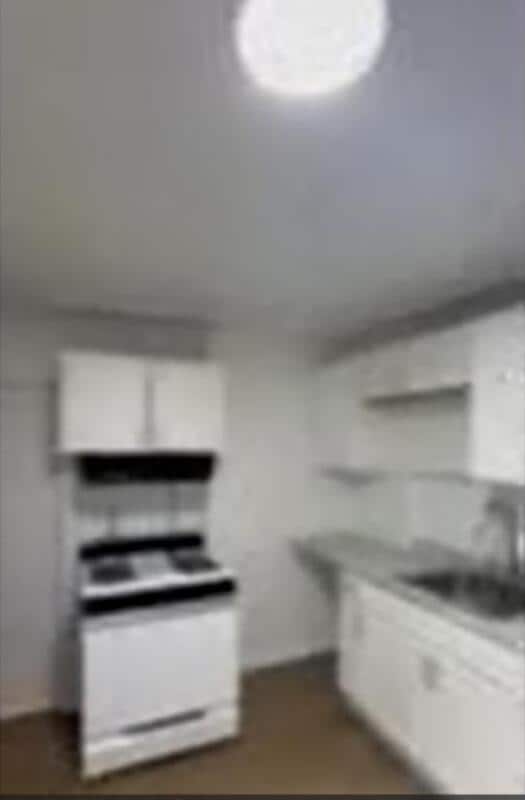 Building Photo - 588 Brown St