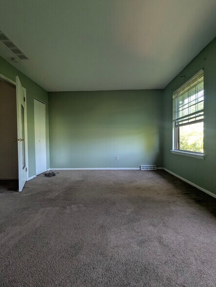 Building Photo - 5118 E Brigantine Ct