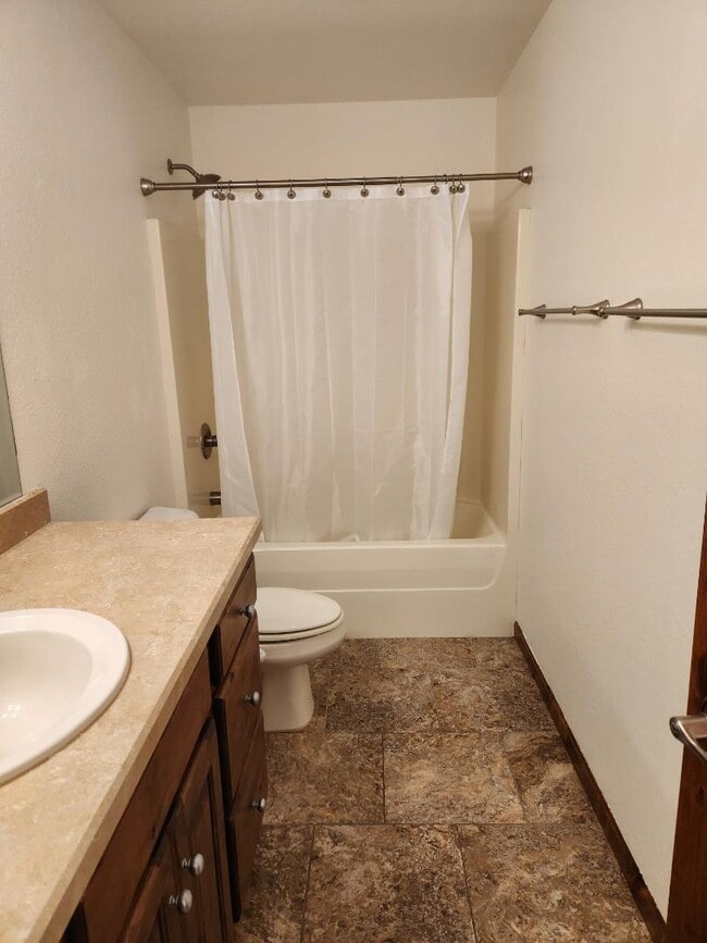 Building Photo - 737 Copperfield Dr