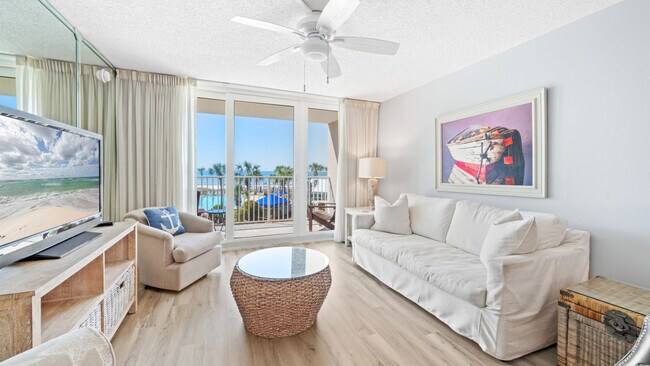 Building Photo - 7205 Thomas Dr