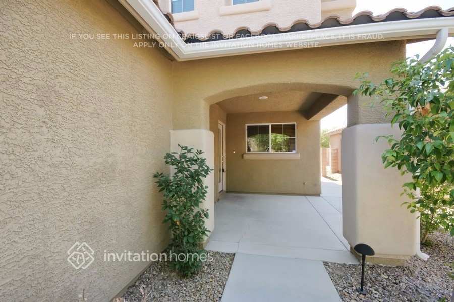 Building Photo - 2621 Cedar Bird Dr