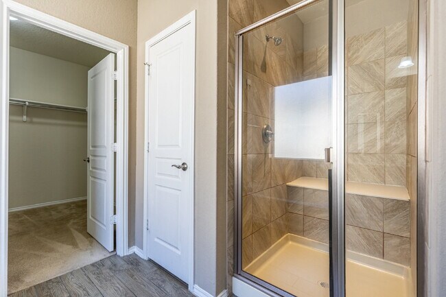 Building Photo - 27527 Paseo Mesa