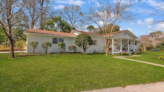 Building Photo - 4923 France Ave
