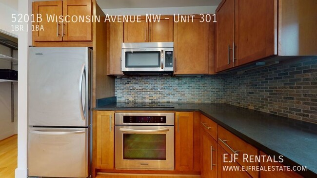 Building Photo - Friendship Heights Modern One Bedroom Off ...