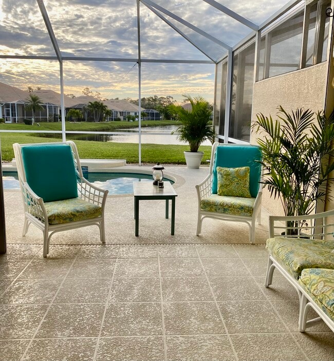 Building Photo - 4532 Whispering Oaks Dr