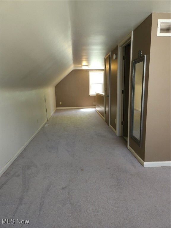 Building Photo - 236 Tyler Ave