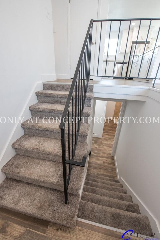 Building Photo - Newly Remodeled 5-Bedroom Home | 2-Car Gar...