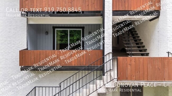 Building Photo - 2830 Donovan Pl