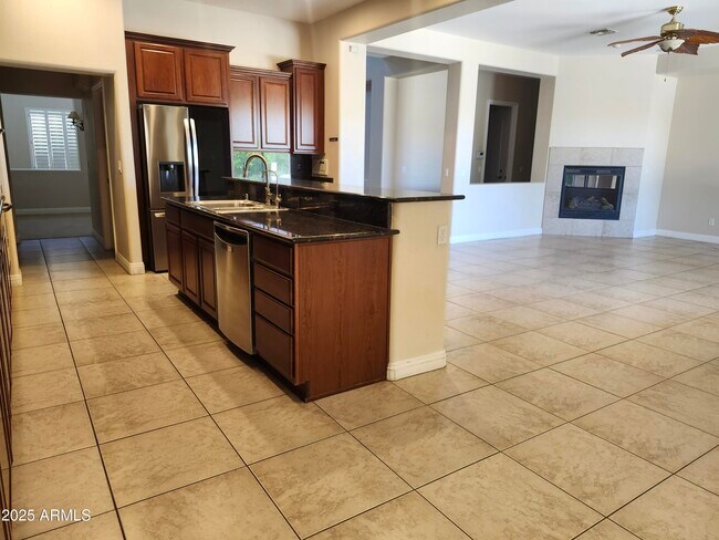 Building Photo - 26787 N 90th Dr