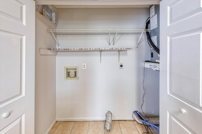 Building Photo - 2715 E 28th St