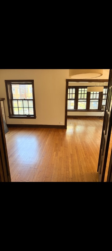 Building Photo - 4840 N Talman Ave