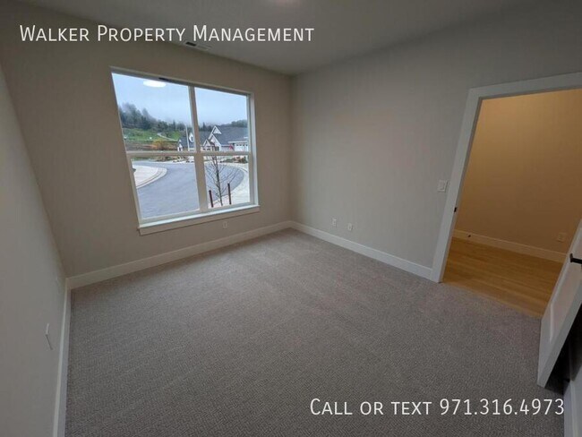 Building Photo - 1000 E Rork Ct