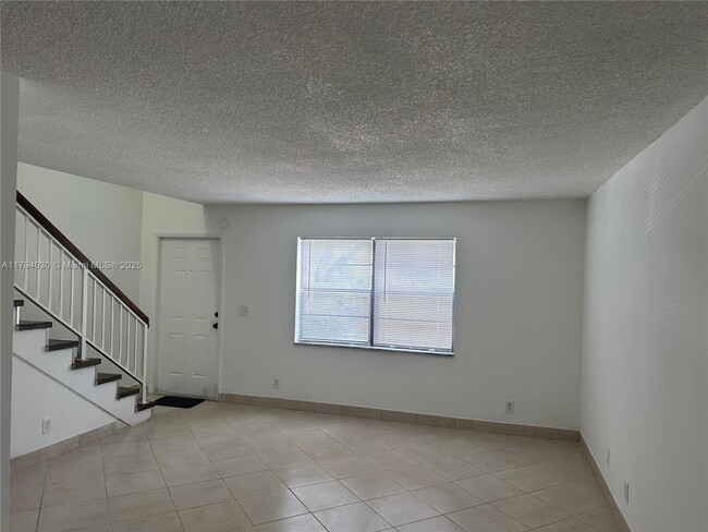 Building Photo - 3530 NW 116th Terrace