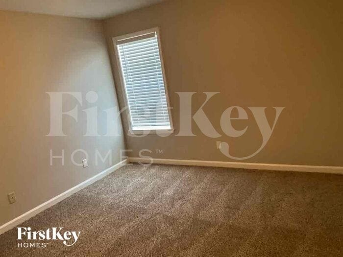 Building Photo - 4563 Park Ridge Pkwy