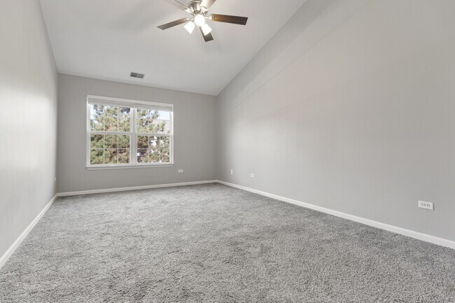 Building Photo - 2211 Waterleaf Ct