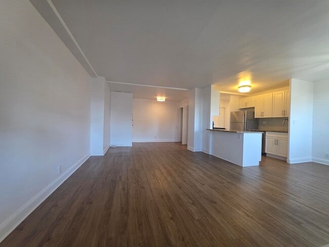 Building Photo - 7100 JFK Blvd E