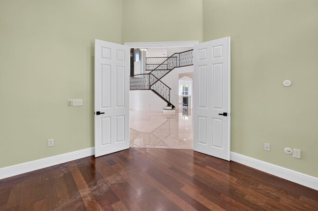 Building Photo - 9511 Savona Winds Dr