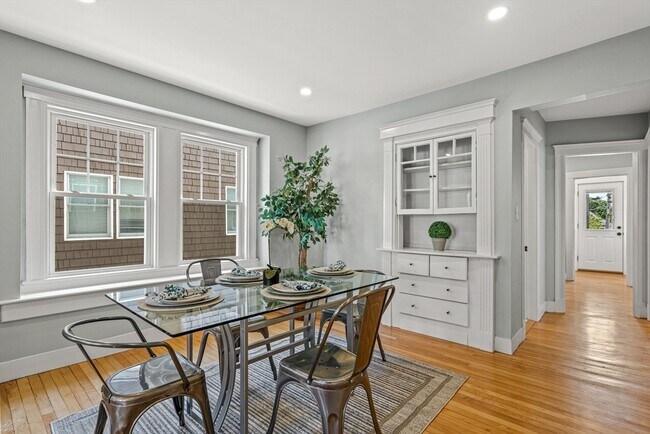 Building Photo - 44-46 Woods Ave