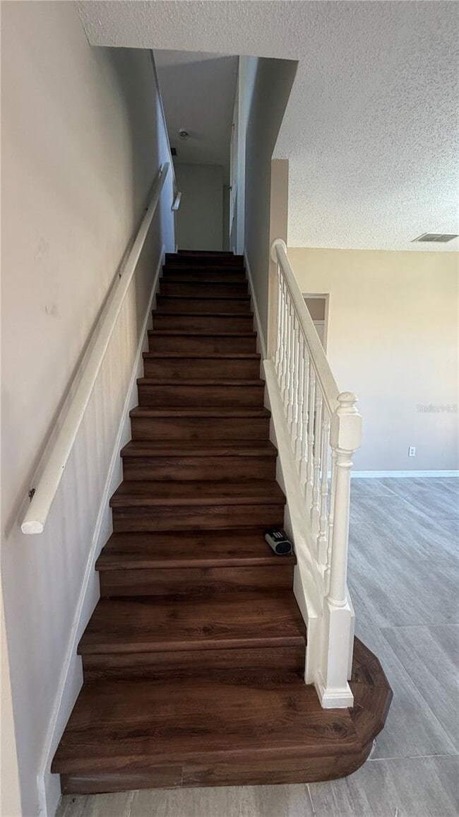 Building Photo - 2661 Plumberry Ave